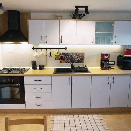 Holiday House Terezija Baška Voda Екстериор снимка