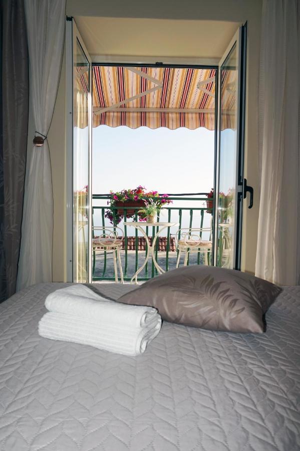 Holiday House Terezija Baška Voda Екстериор снимка