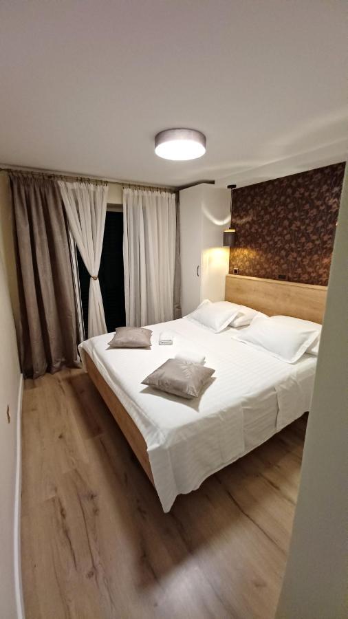 Holiday House Terezija Baška Voda Екстериор снимка