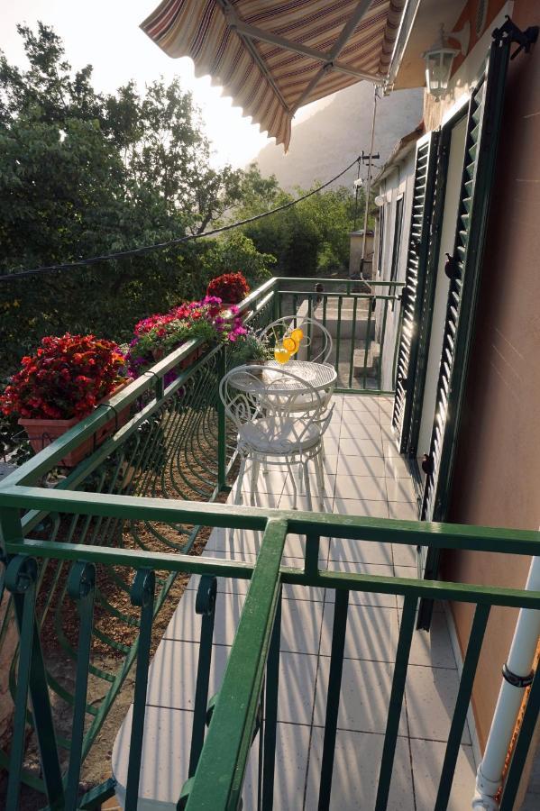 Holiday House Terezija Baška Voda Екстериор снимка