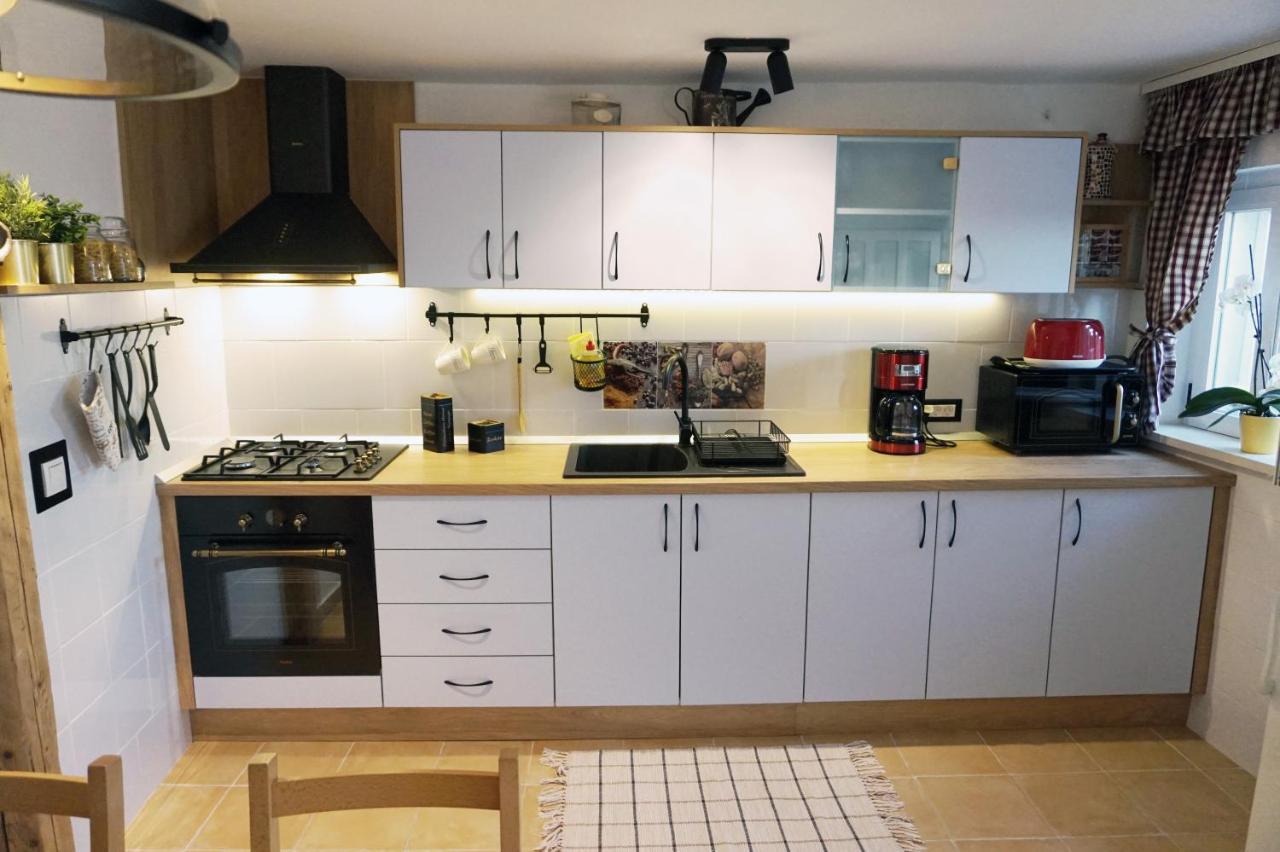 Holiday House Terezija Baška Voda Екстериор снимка